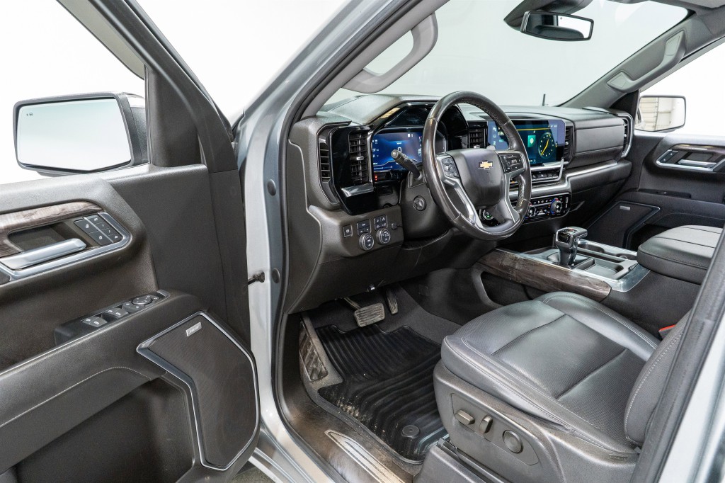 2023 Chevrolet Silverado 1500 Image 13