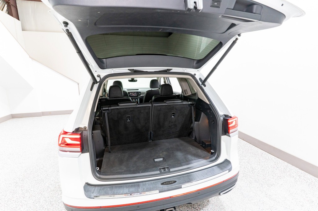 2021 Volkswagen Atlas Image 32