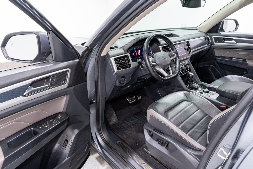 2021 Volkswagen Atlas Image 12