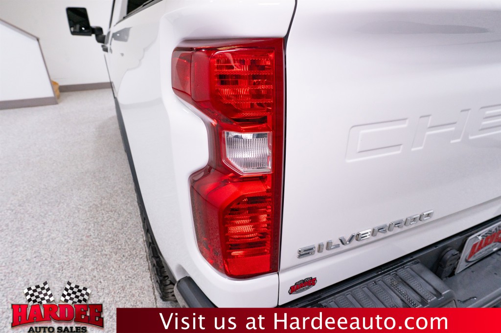 2022 Chevrolet Silverado 1500 Image 9