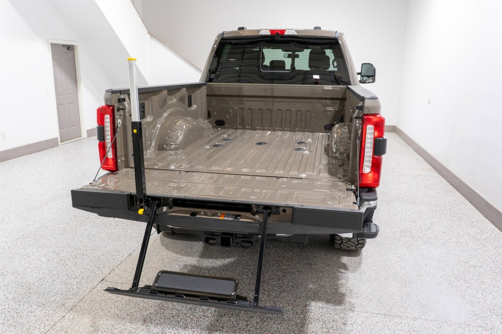 2026 Ford F-250 Image 11