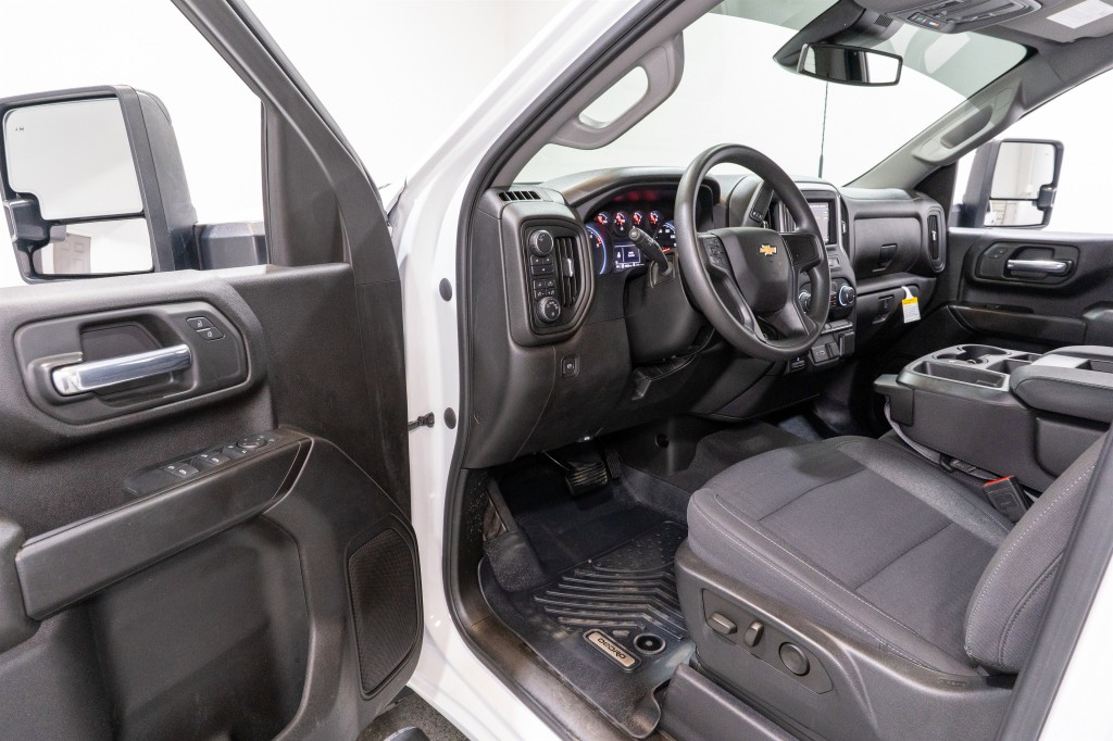 2024 Chevrolet Silverado 1500 Image 13