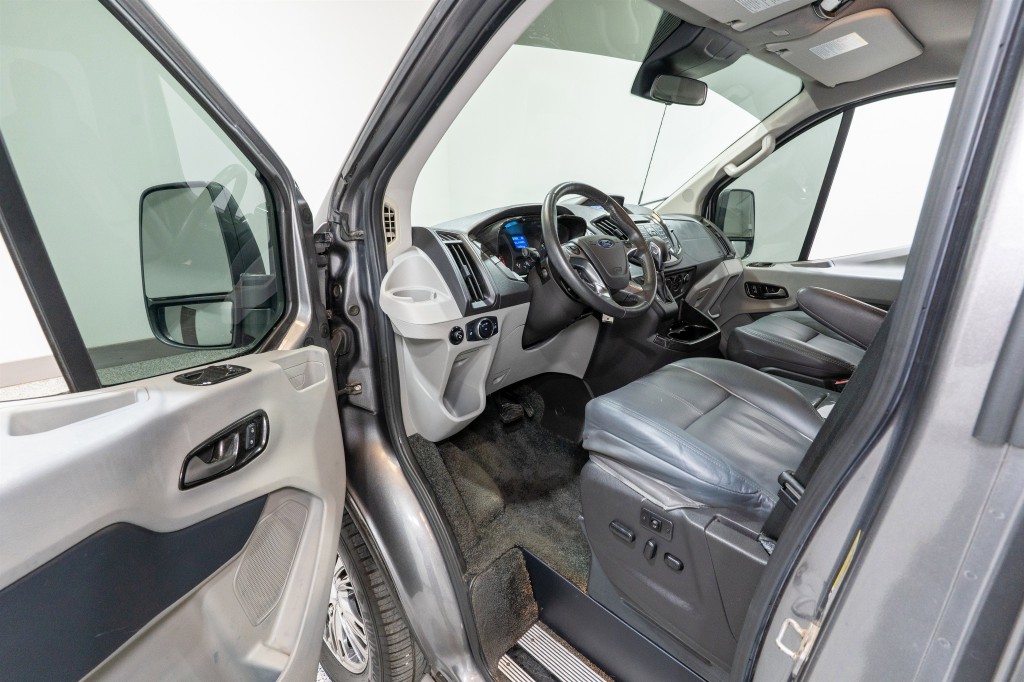 2015 Ford Explorer Image 19