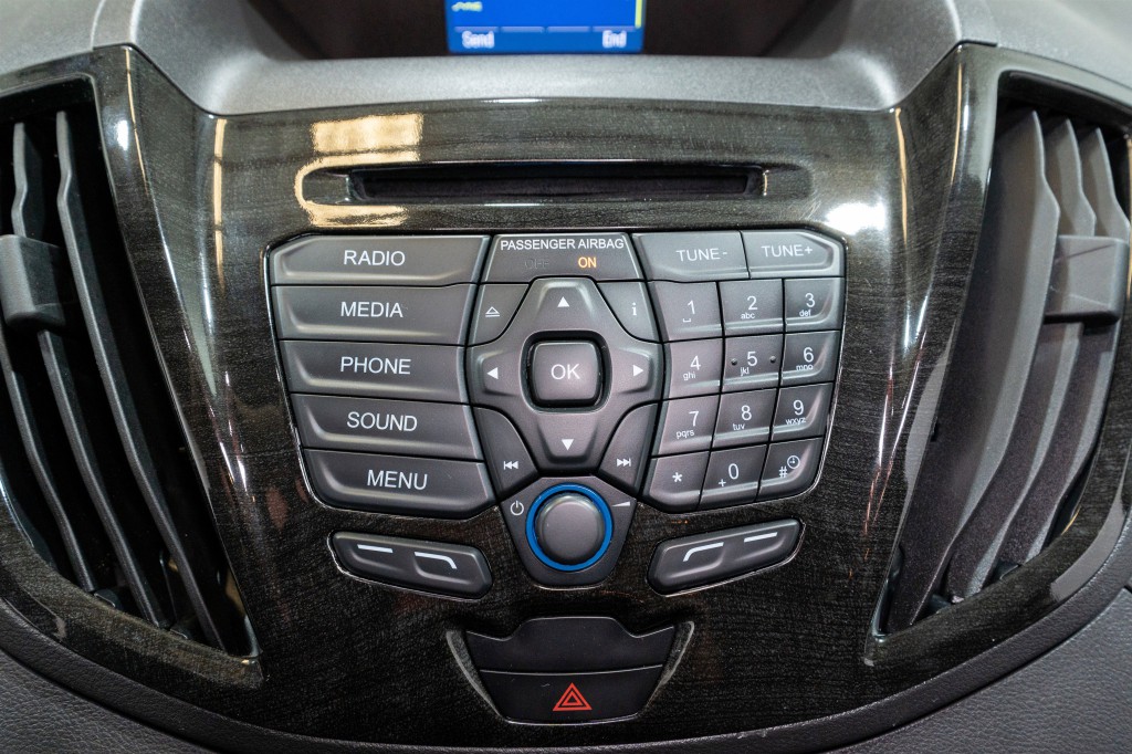 2015 Ford Explorer Image 27
