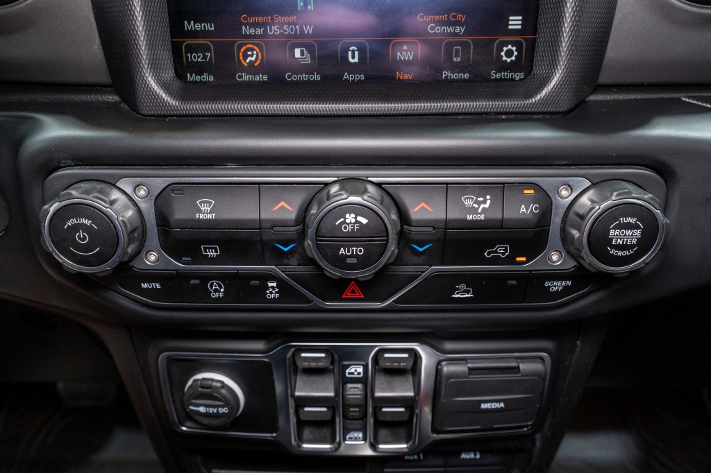 2023 Jeep Wrangler Image 19