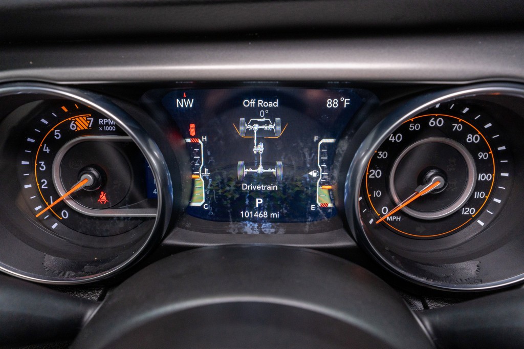 2023 Jeep Wrangler Image 24