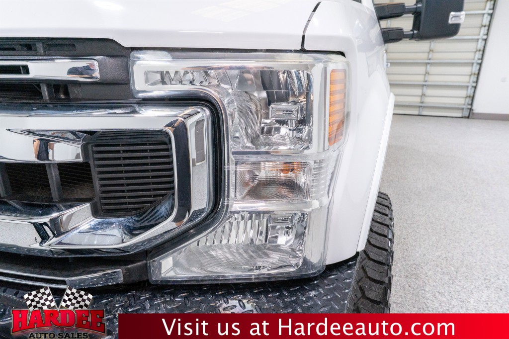 2021 Ford F-250 Image 8
