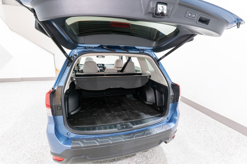 2019 Subaru Forester Image 32