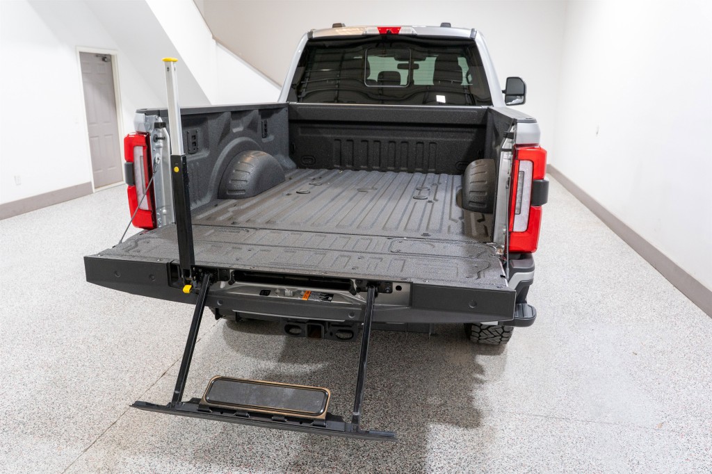 2024 Ford F-250 Image 11