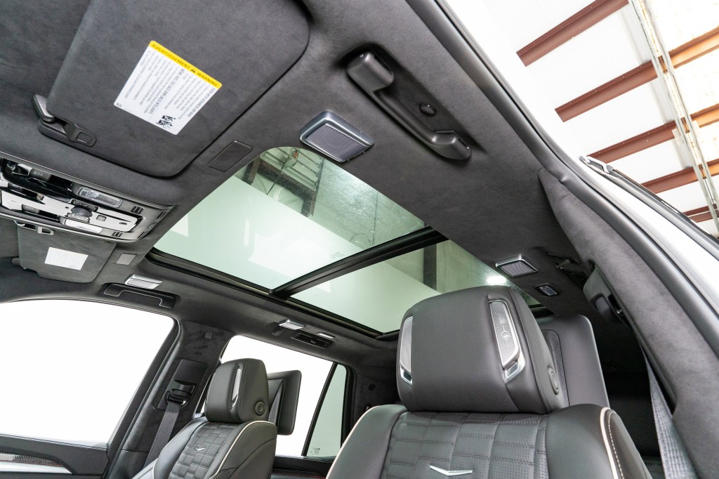 2026 Cadillac Escalade Image 18