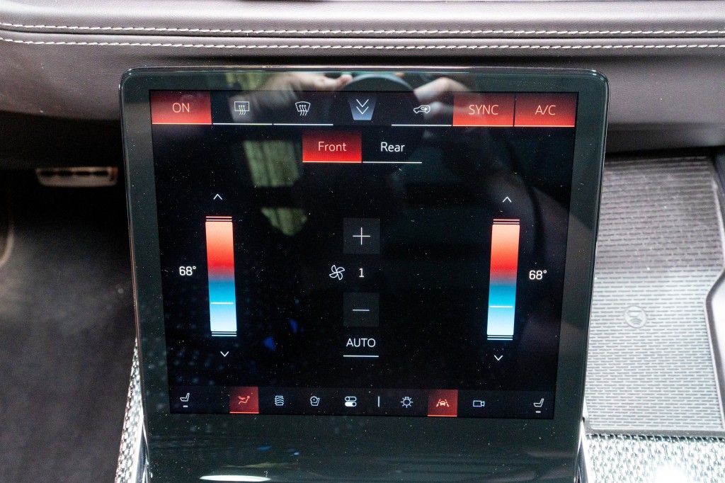 2026 Cadillac Escalade Image 30