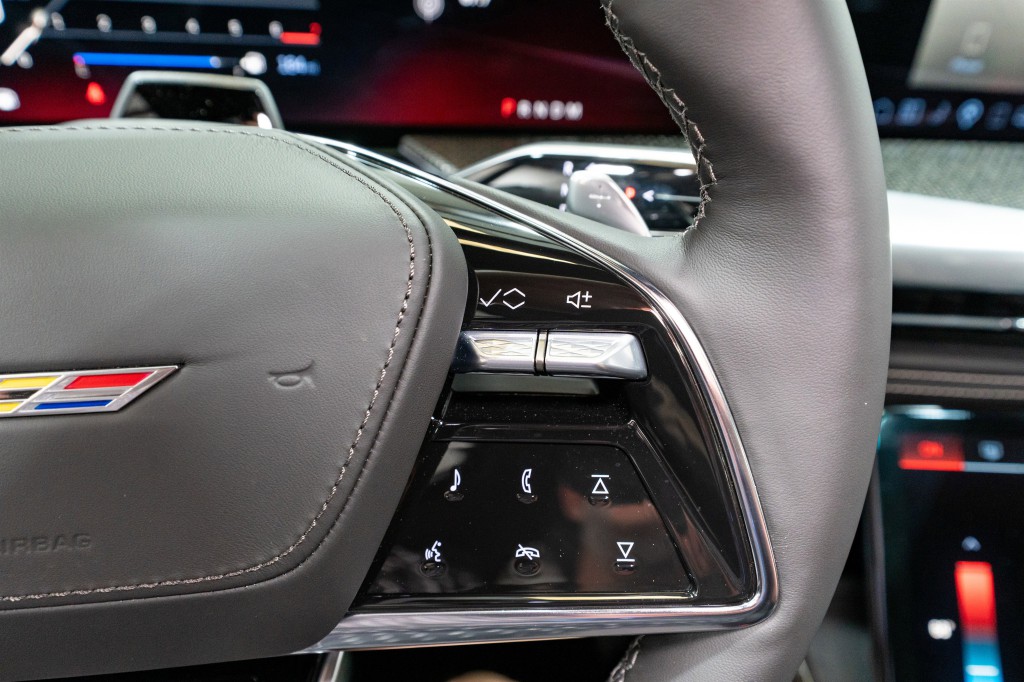2026 Cadillac Escalade Image 36