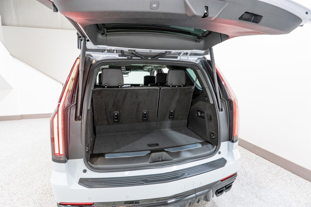 2026 Cadillac Escalade Image 46