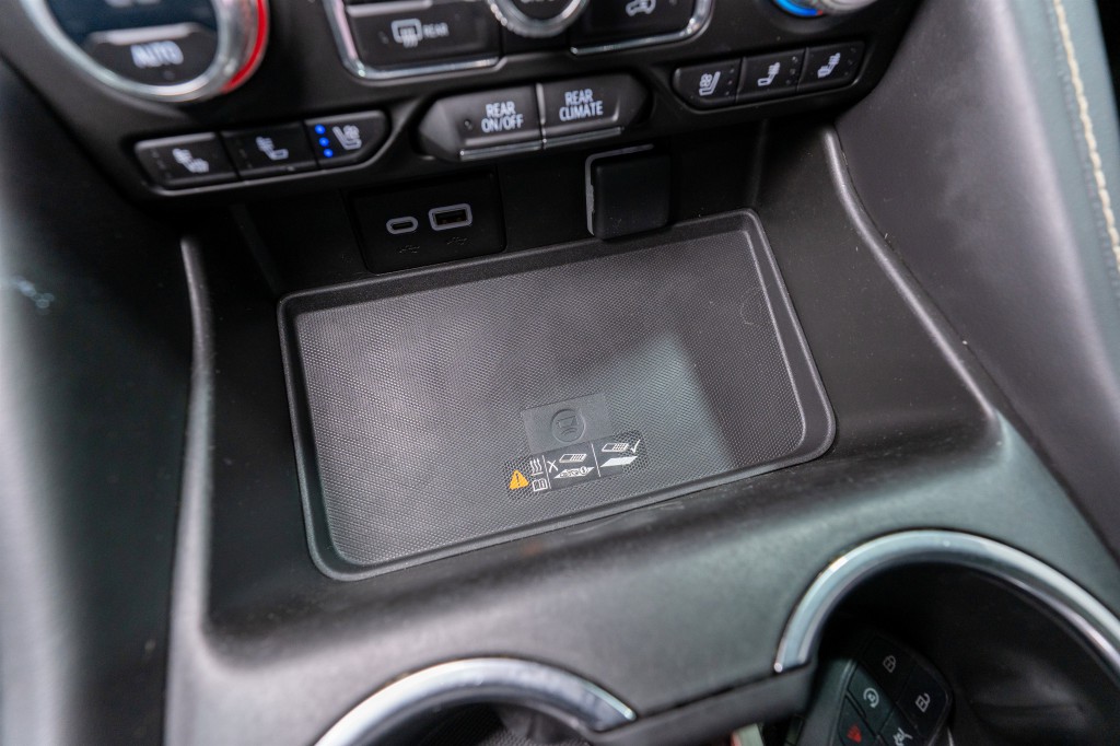 2023 GMC Yukon Image 24
