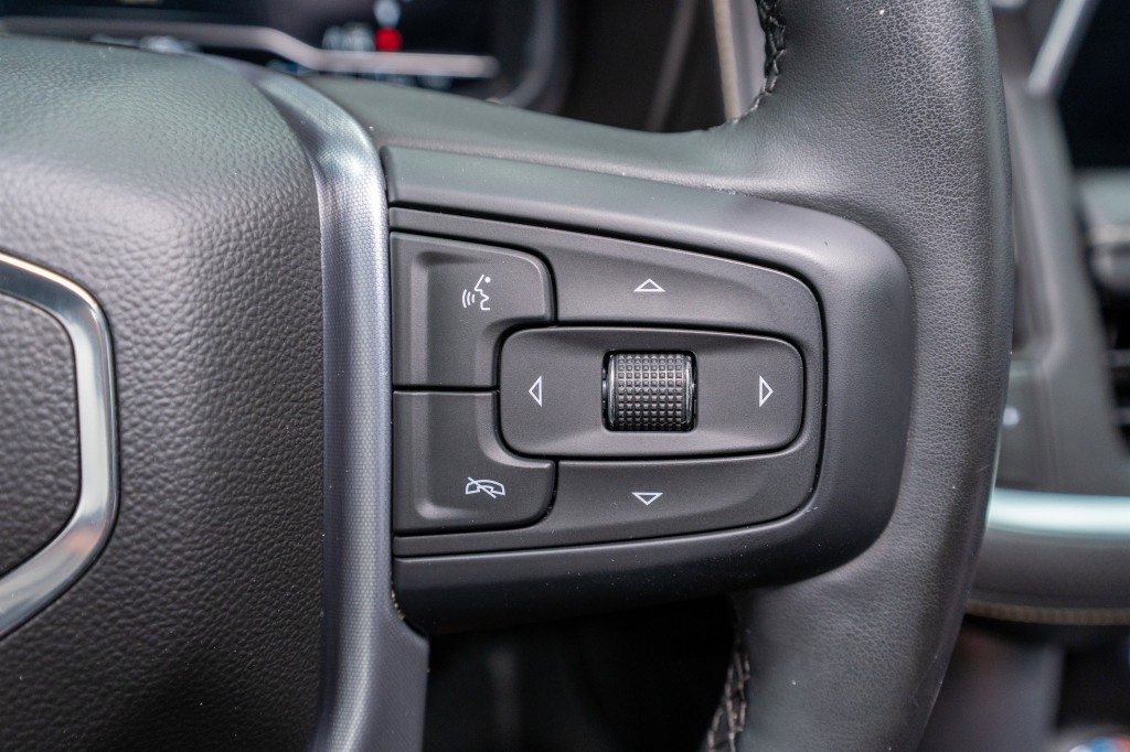 2023 GMC Yukon Image 27