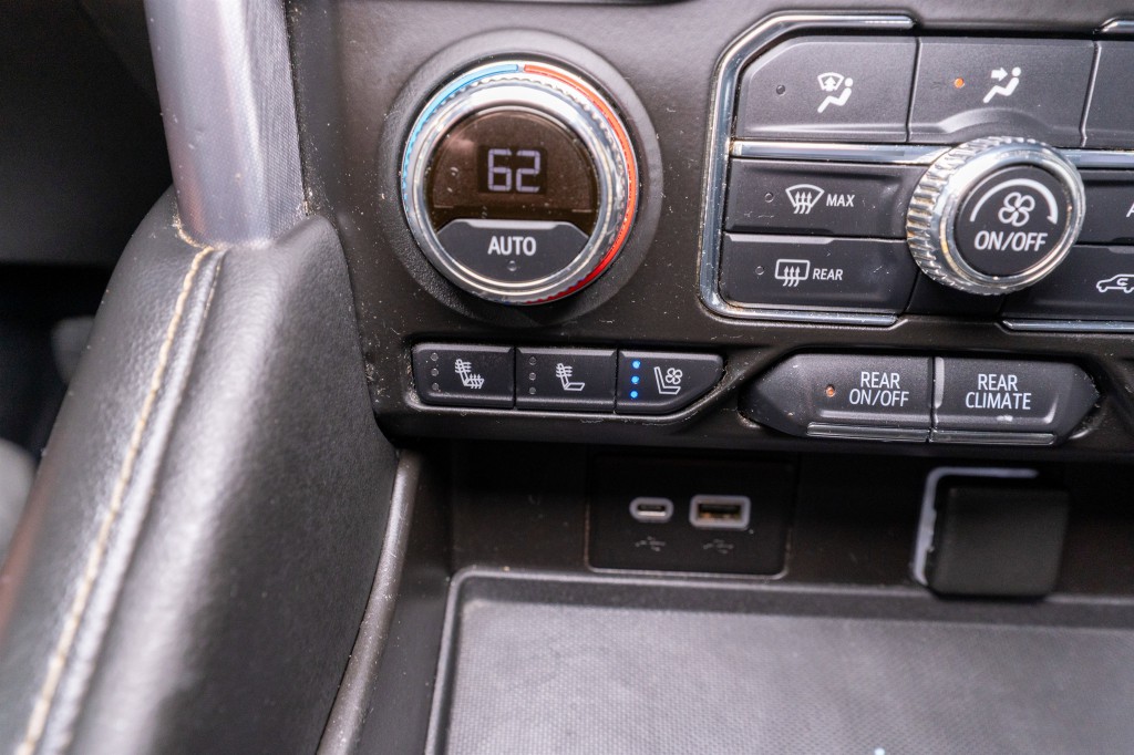 2021 GMC Yukon Image 22