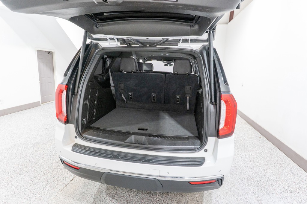 2021 GMC Yukon Image 34