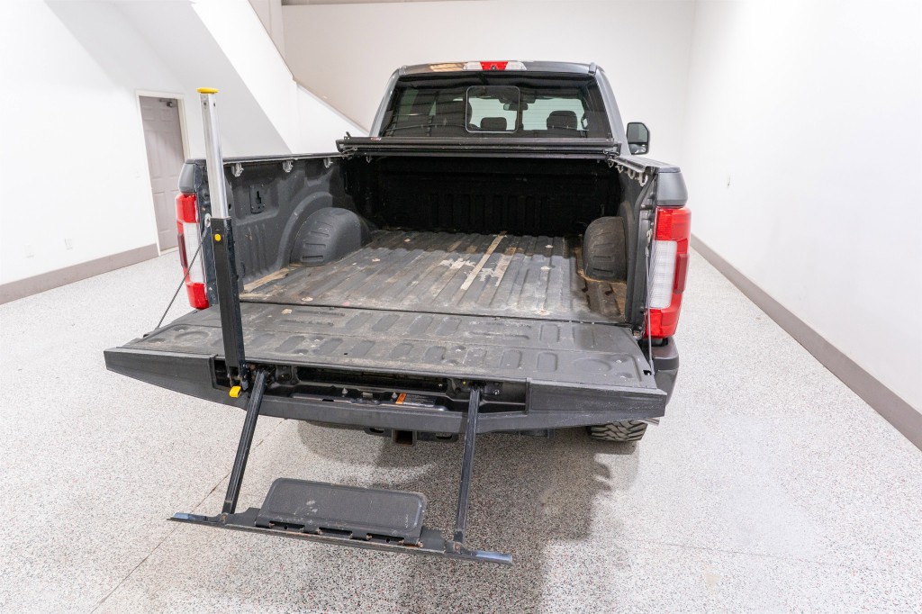 2018 Ford F-250 Image 12