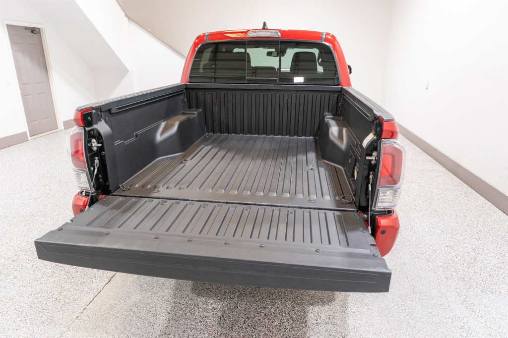 2023 Toyota Tacoma Image 11