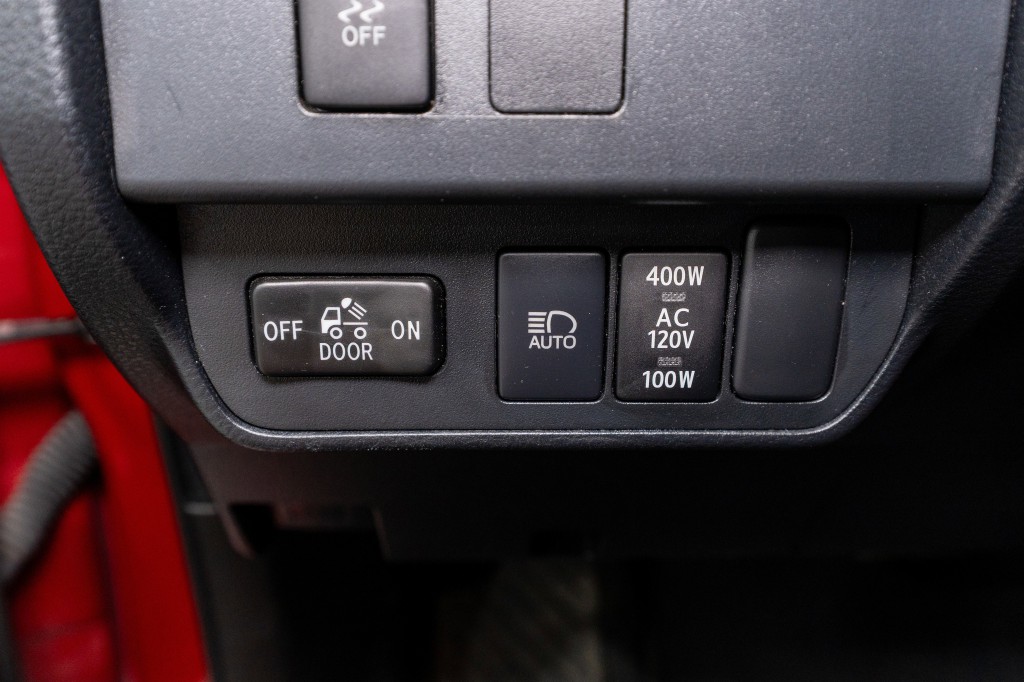 2023 Toyota Tacoma Image 32