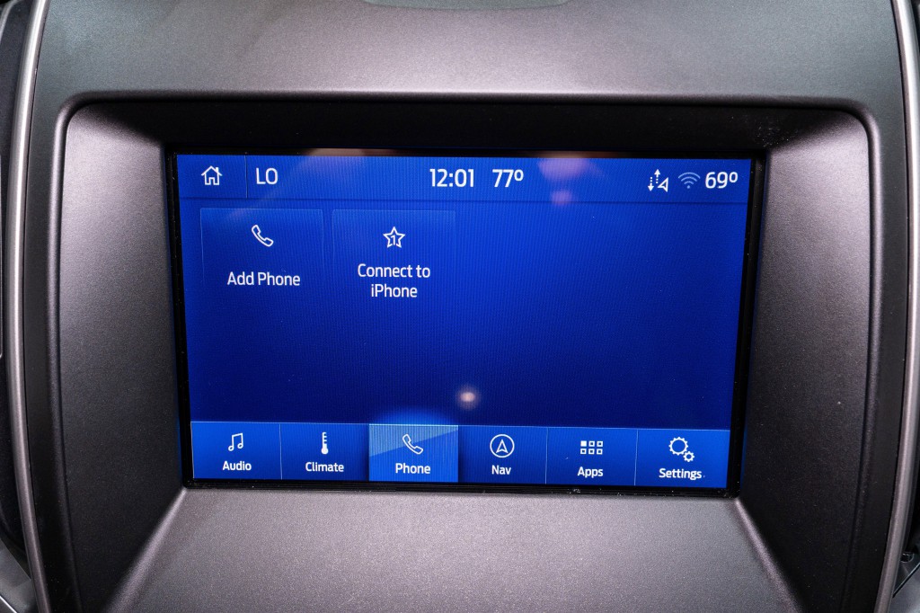 2020 Ford Edge Image 20