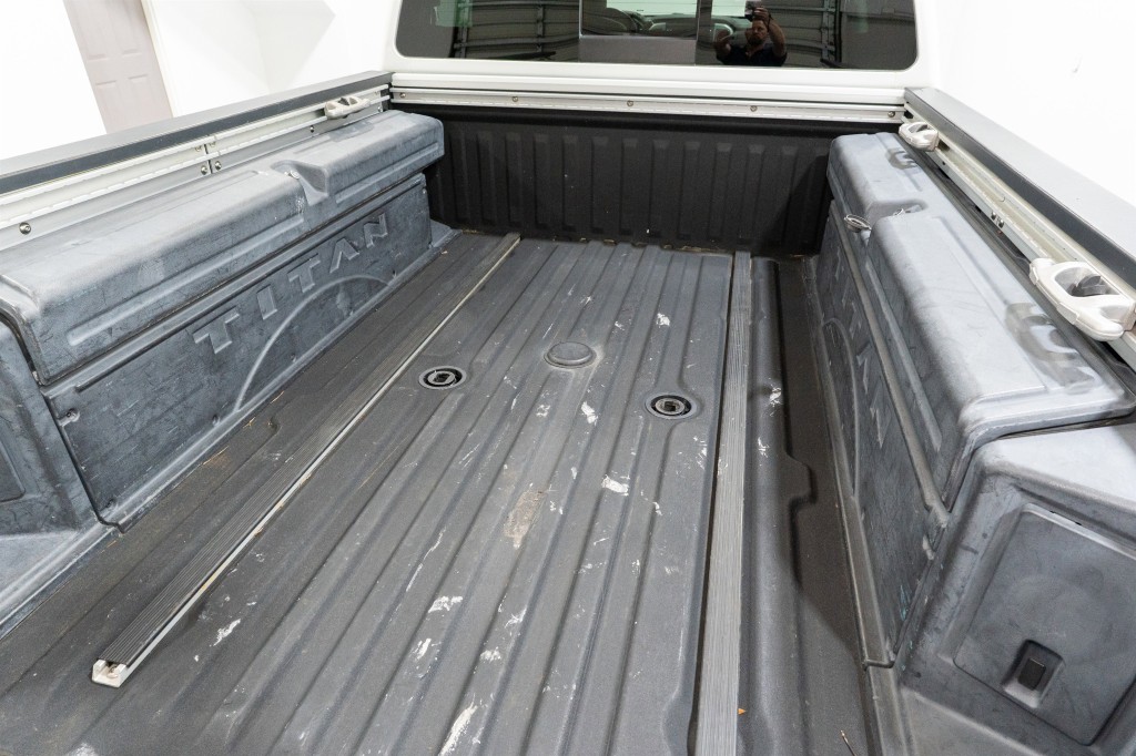 2019 Nissan Titan Image 12