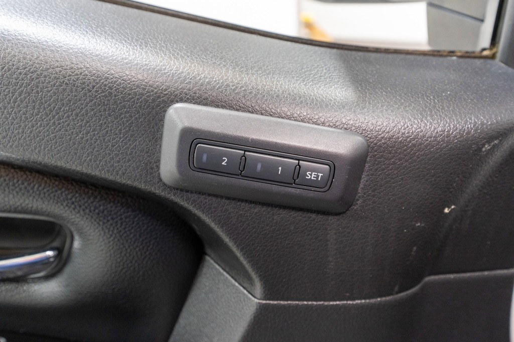 2019 Nissan Titan Image 16