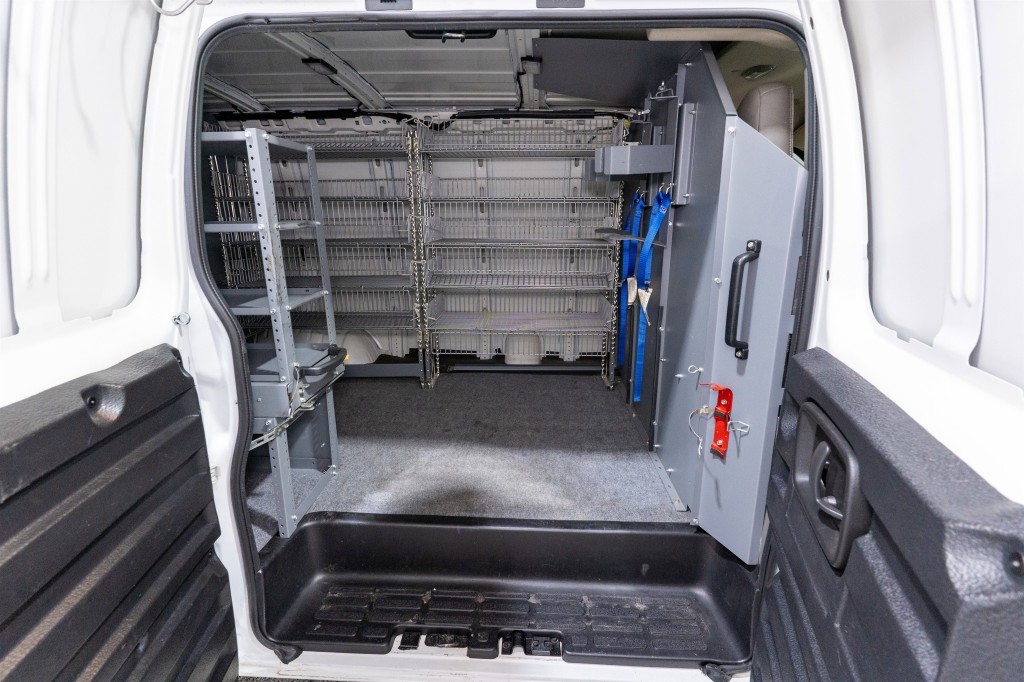 2021 Chevrolet Express Image 12