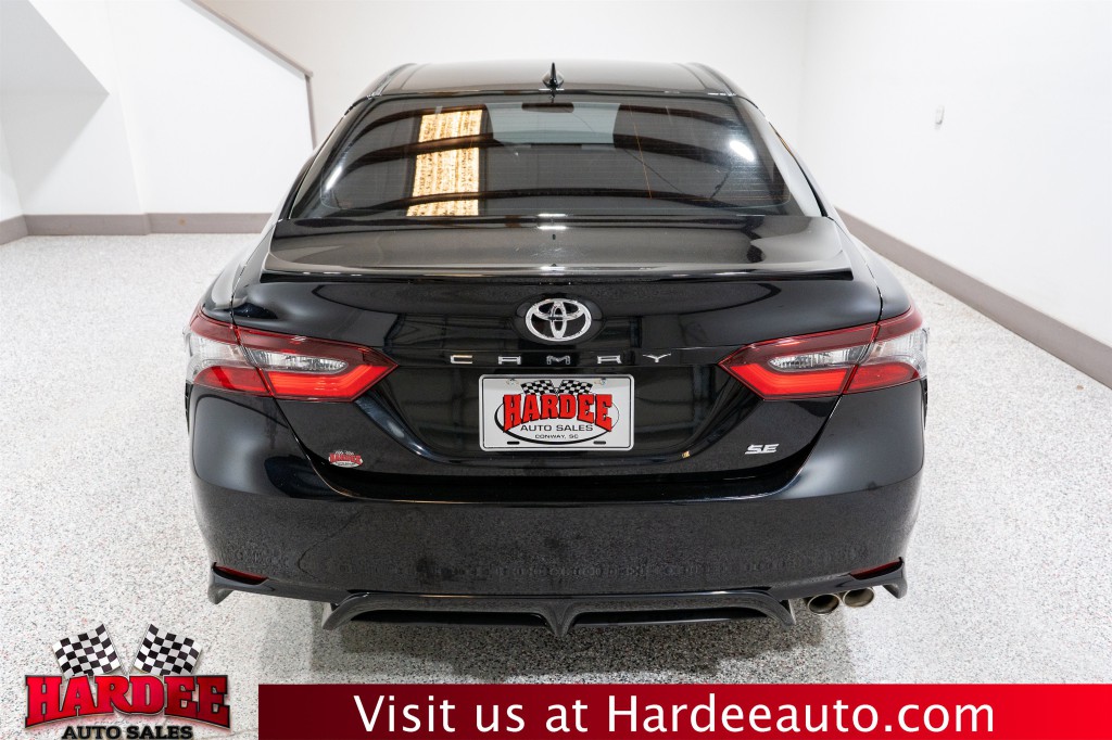 2021 Toyota Camry Image 4