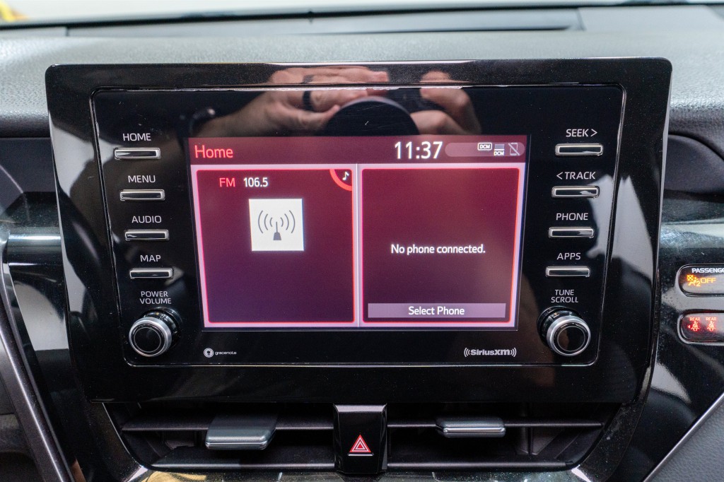 2021 Toyota Camry Image 15