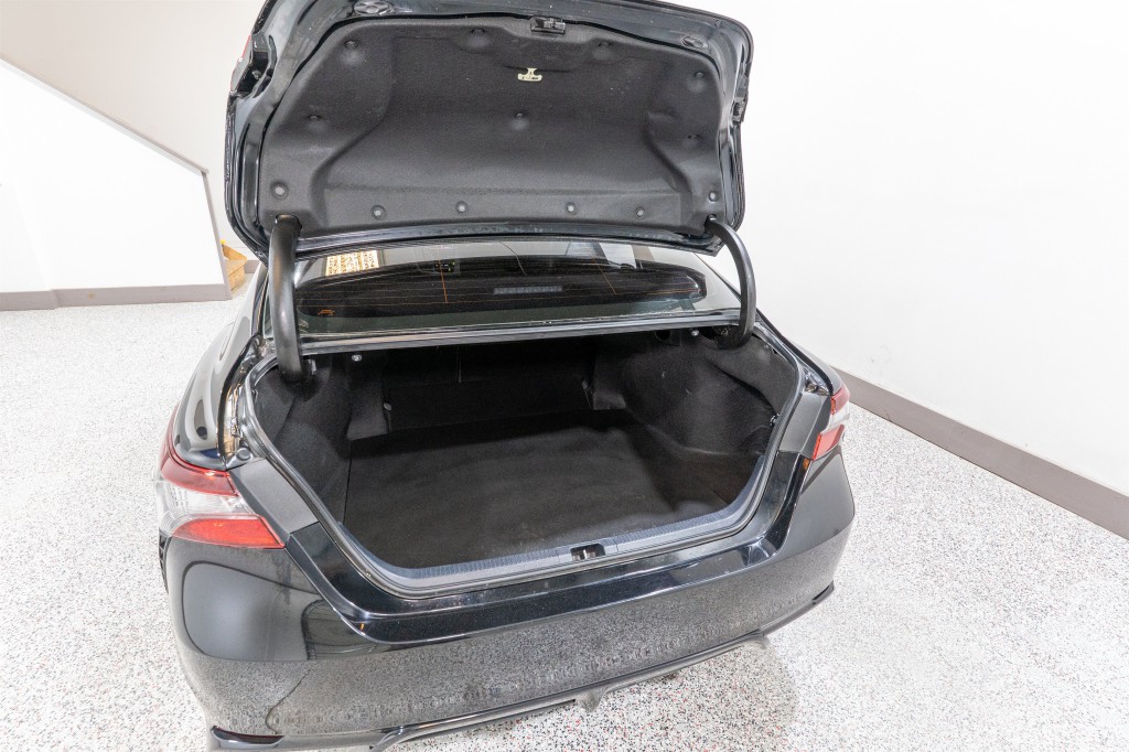 2021 Toyota Camry Image 27