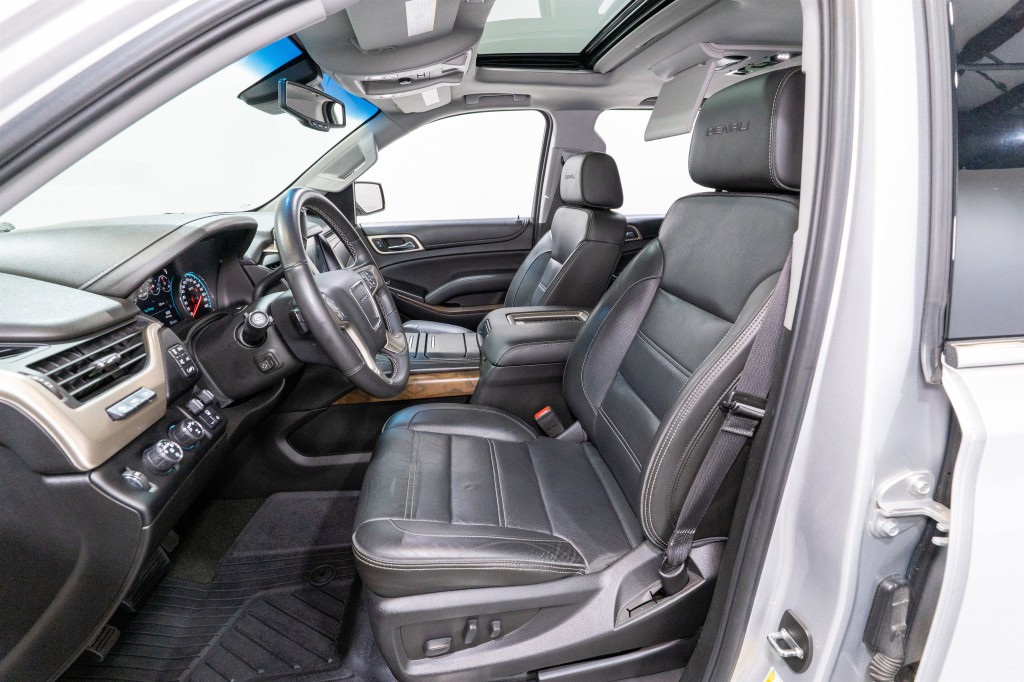 2018 GMC Yukon Image 17