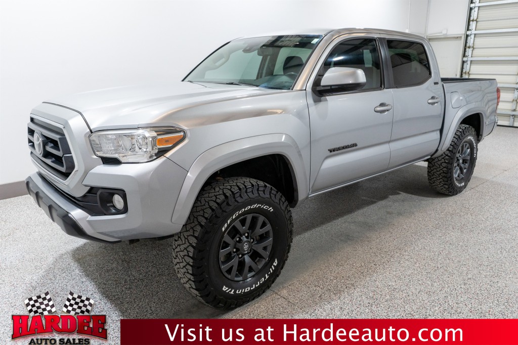 2021 Toyota Tacoma Image 2