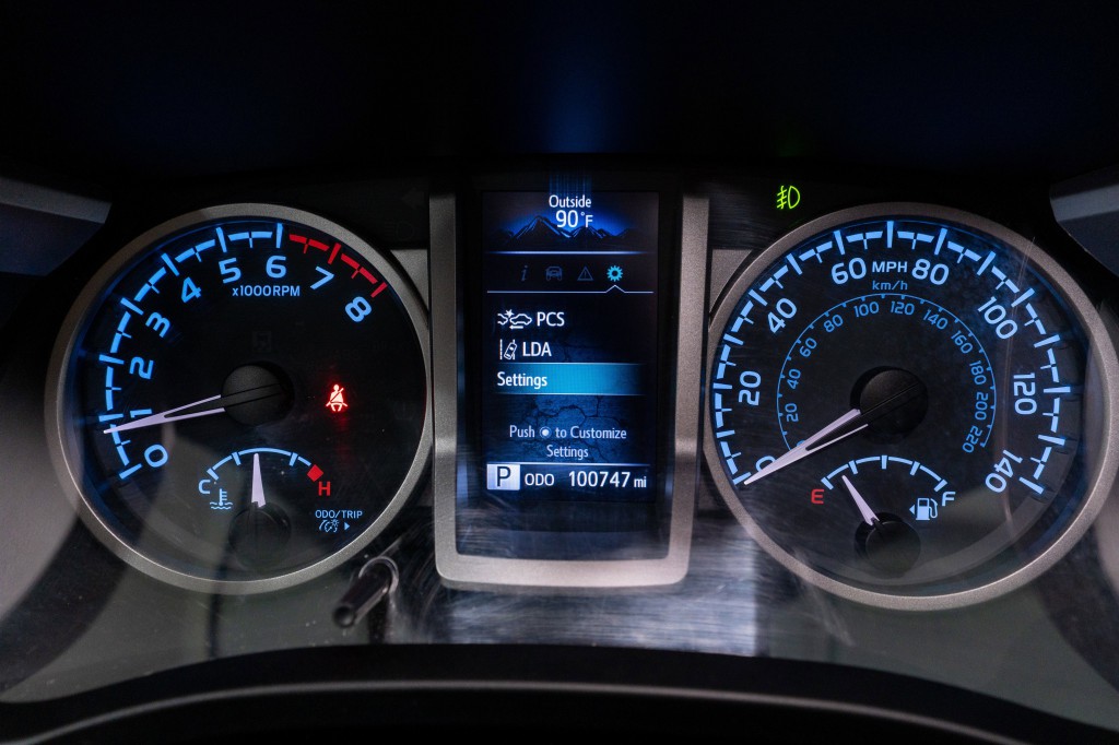 2021 Toyota Tacoma Image 24