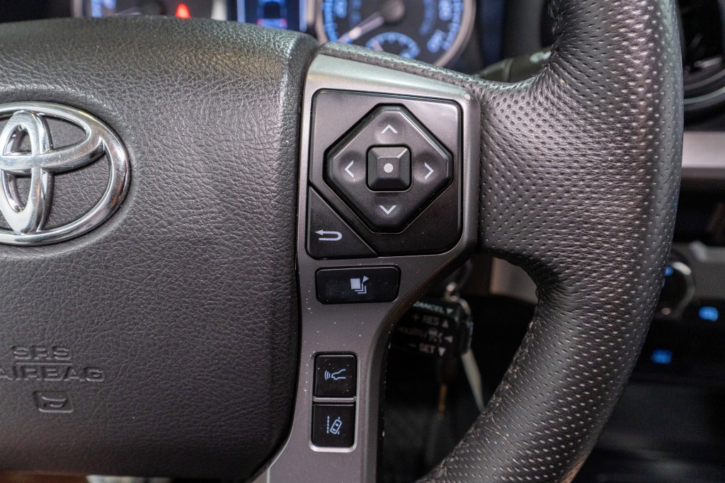 2021 Toyota Tacoma Image 25