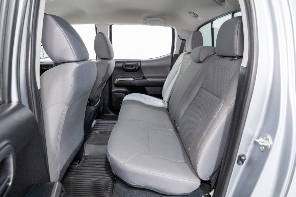 2021 Toyota Tacoma Image 31