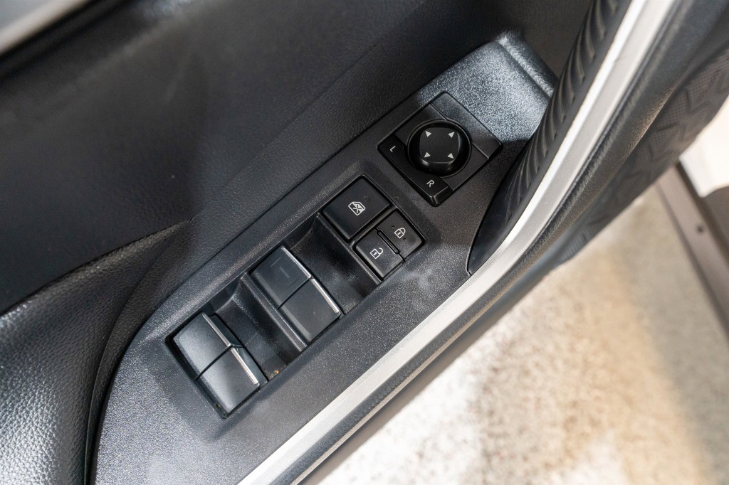 2019 Toyota Rav4 Image 13