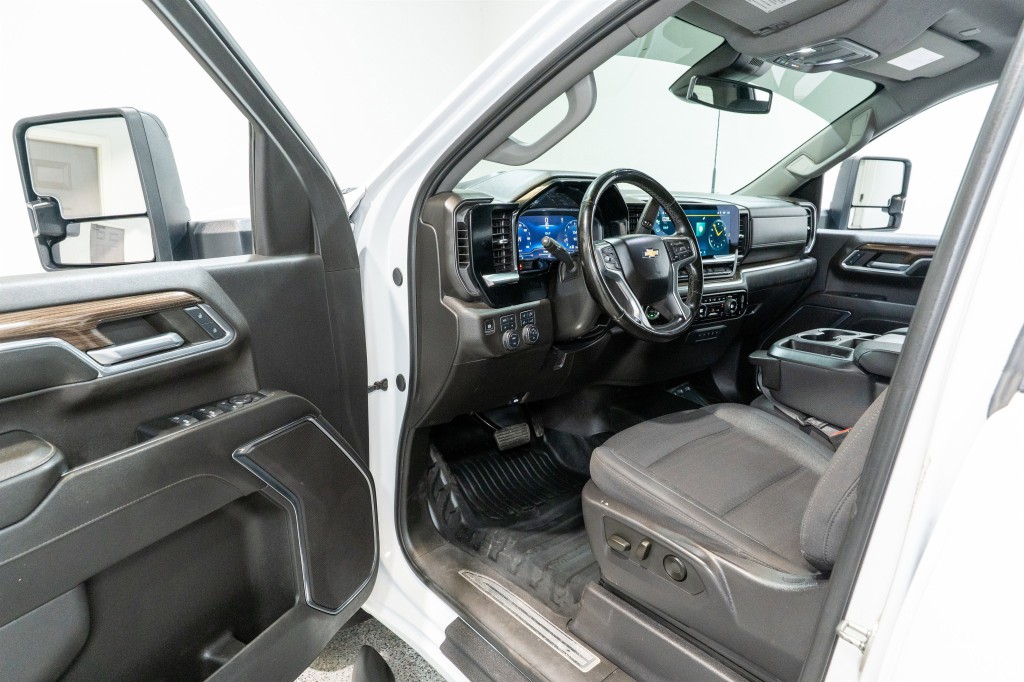 2024 Chevrolet Silverado 1500 Image 15