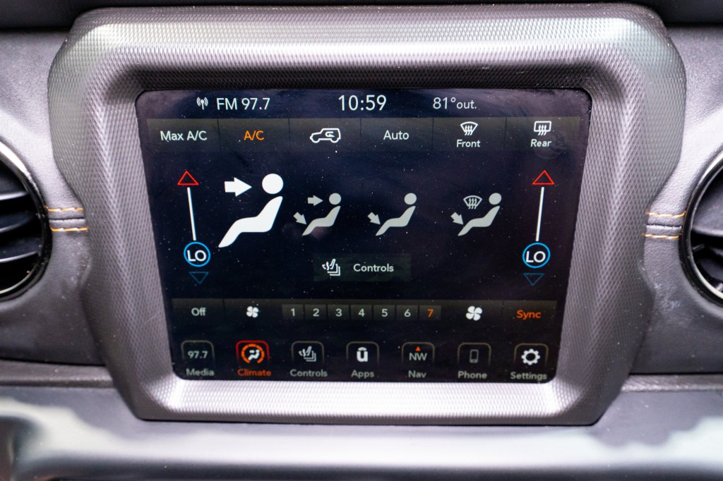 2021 Jeep Wrangler Image 18