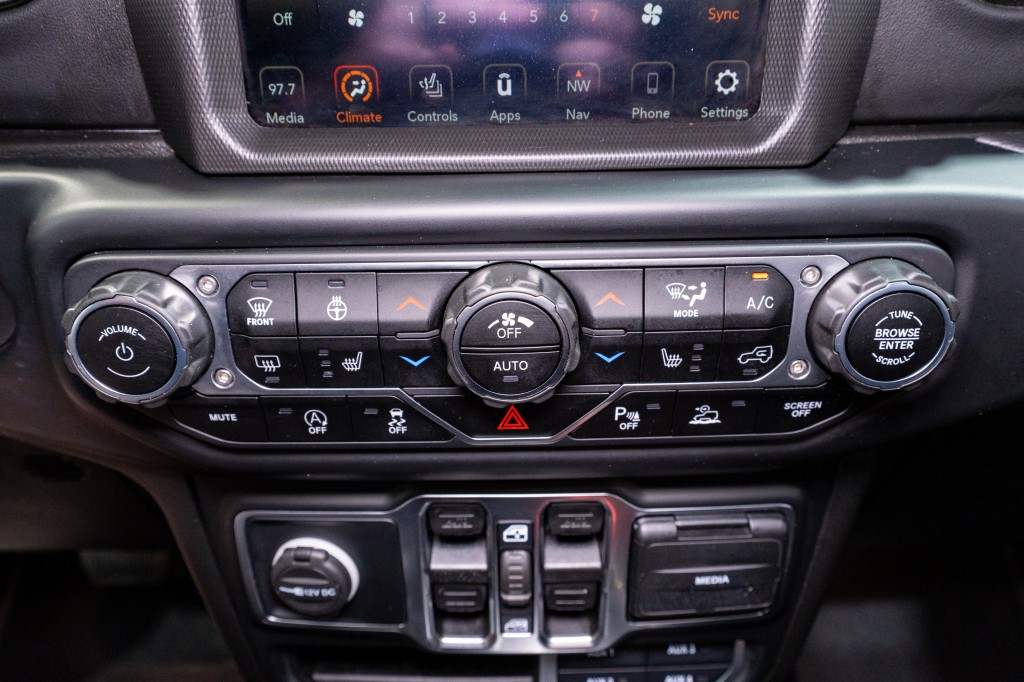 2021 Jeep Wrangler Image 20