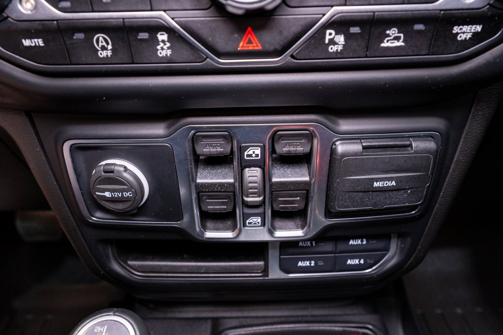 2021 Jeep Wrangler Image 21