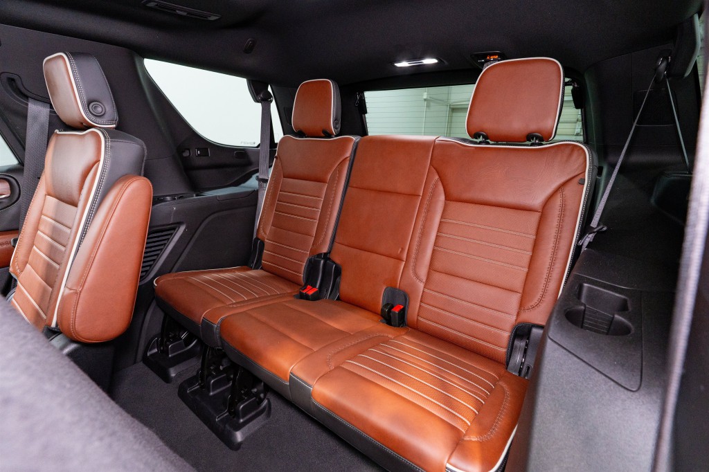 2024 GMC Yukon Image 36