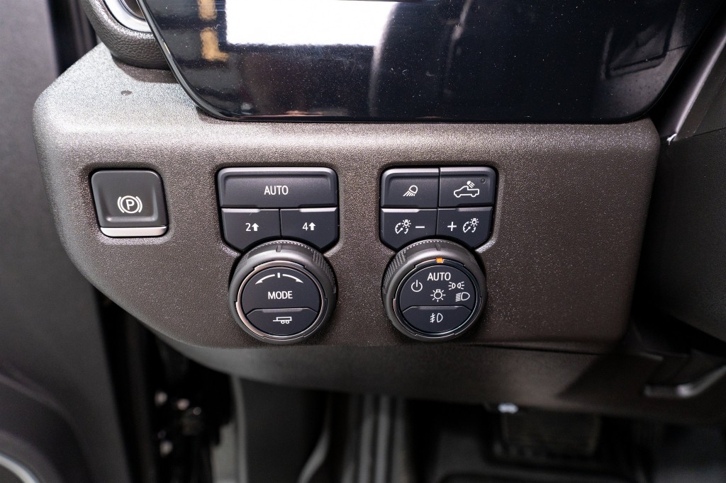 2025 Chevrolet Silverado 1500 Image 28