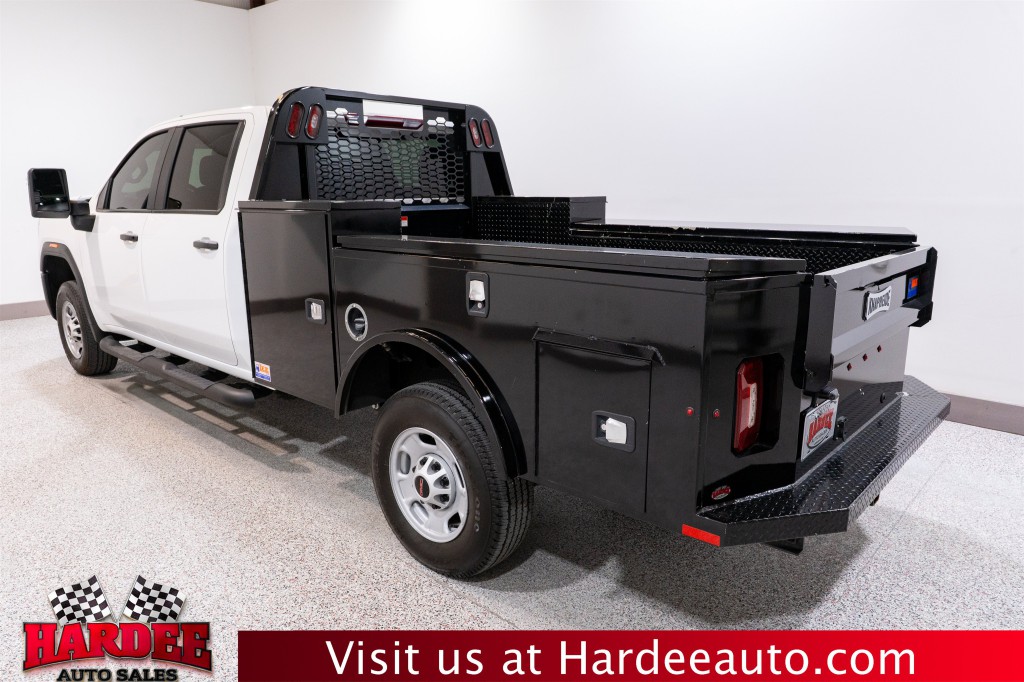 2024 GMC Sierra 2500 Image 3