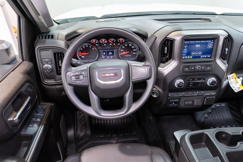 2024 GMC Sierra 2500 Image 13