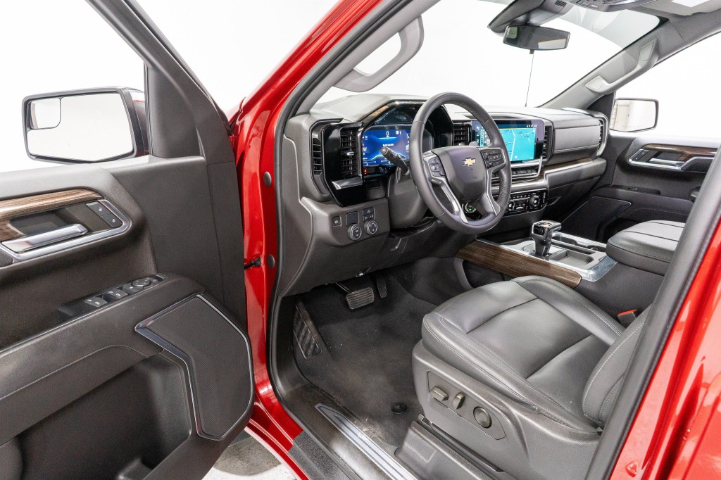 2023 Chevrolet Silverado 1500 Image 13