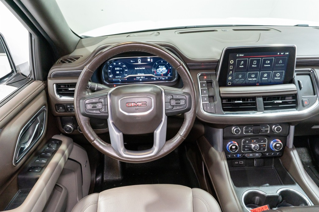 2022 GMC Yukon Image 11