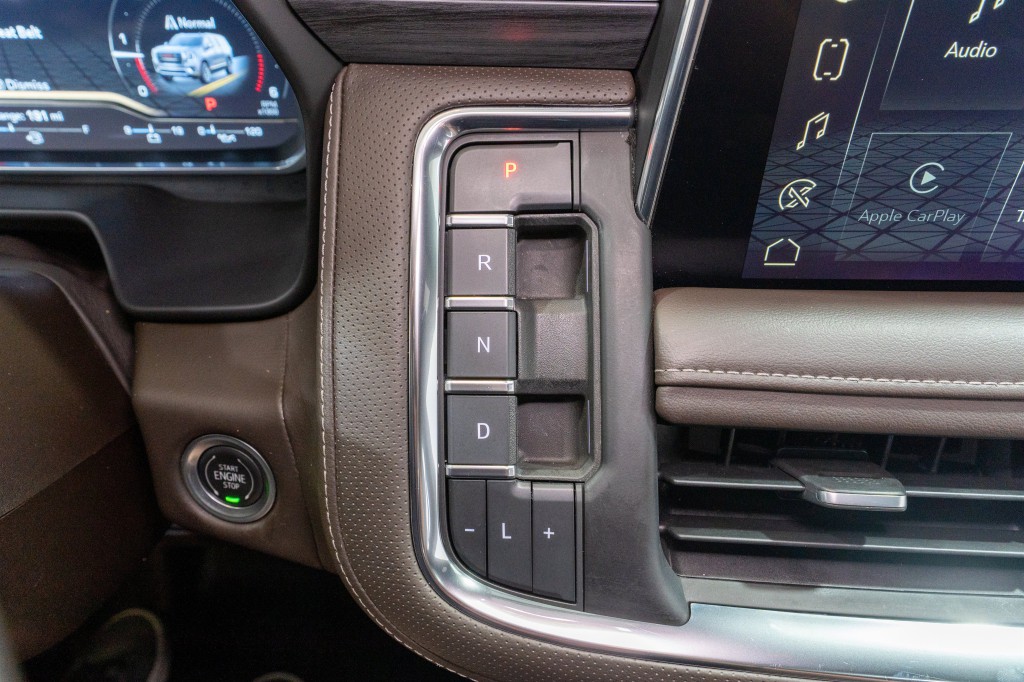 2022 GMC Yukon Image 25