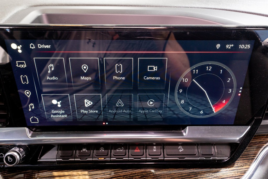 2024 GMC Sierra 1500 Image 16