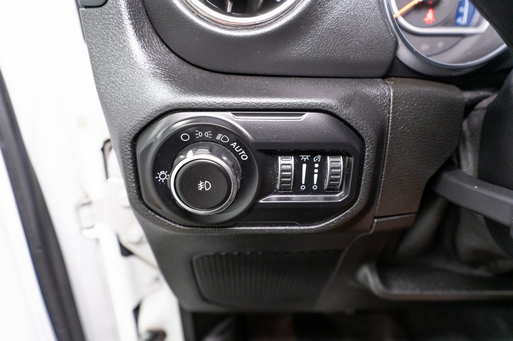 2020 Jeep Wrangler Unlimited Image 32